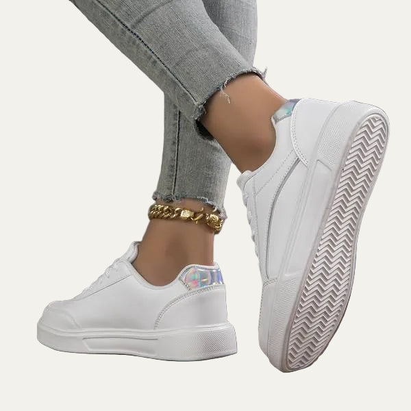 VogeLuxe | Women’s Sleek Low Top Platform Sneaker