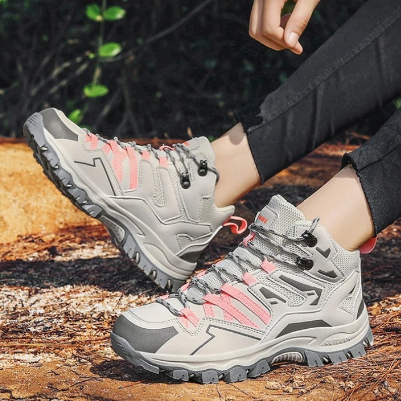 Insulated Water Resistant Hiking Boots for Men