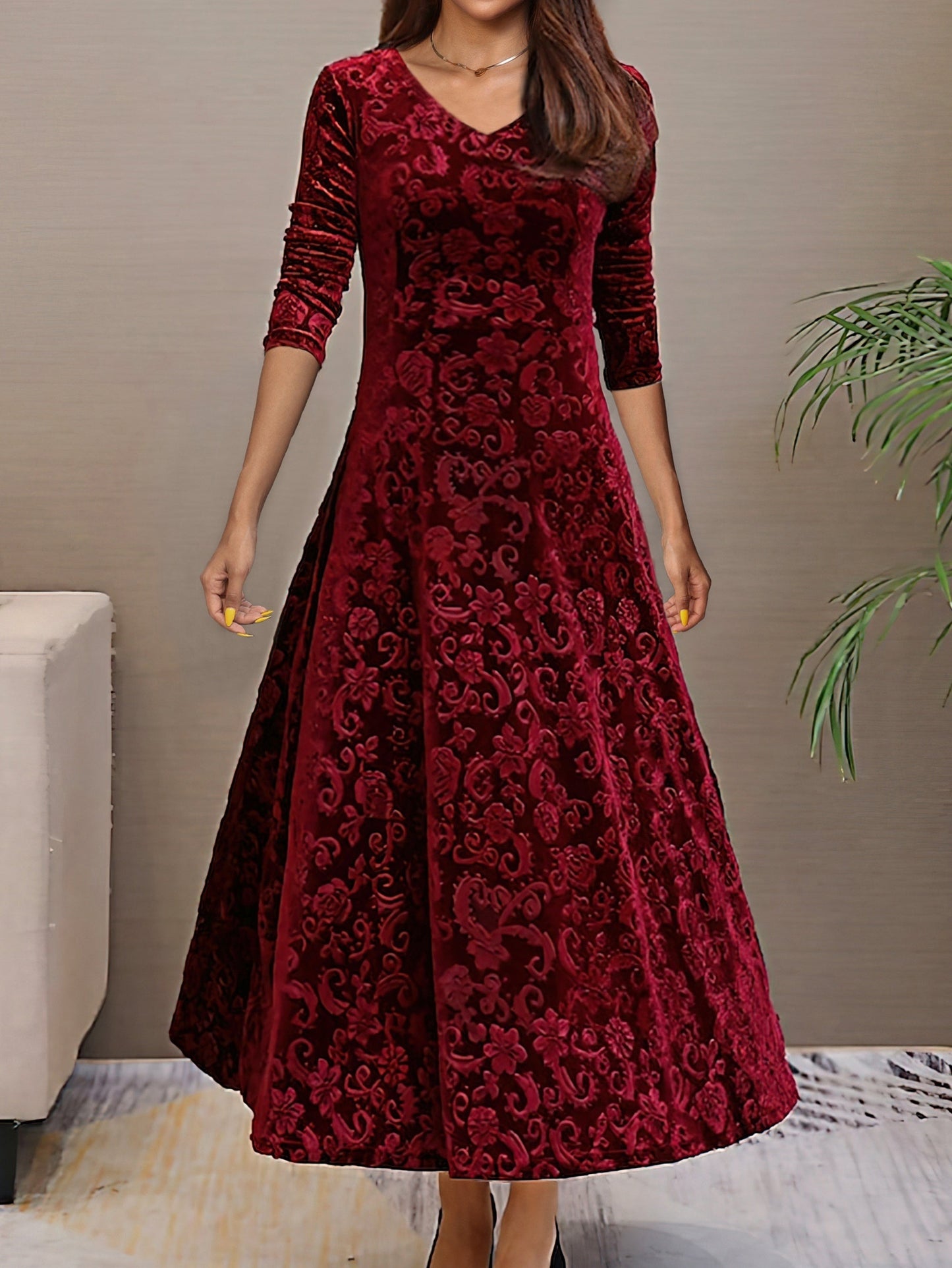 Elegant Women's Velvet Long Sleeve Floral Evening Dress