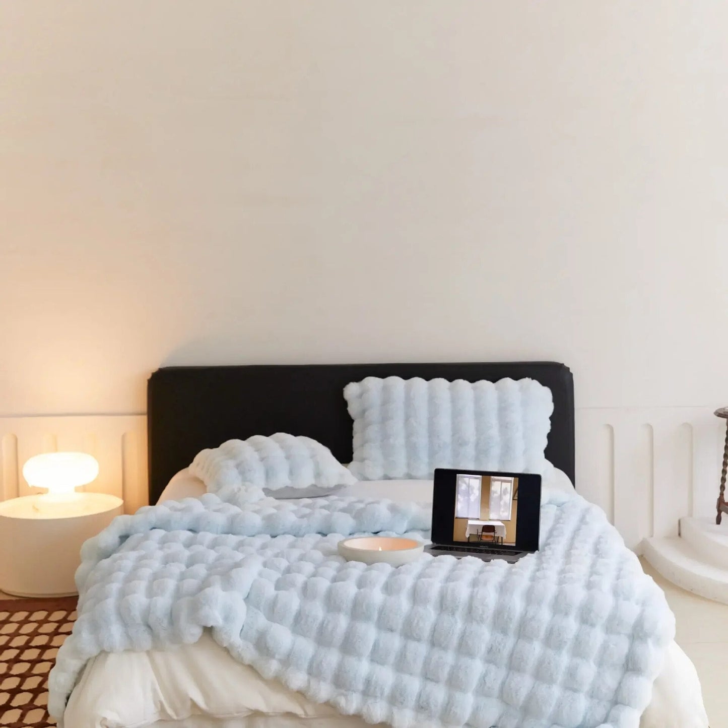 Soft Wool Throw Blanket for Warm Nights