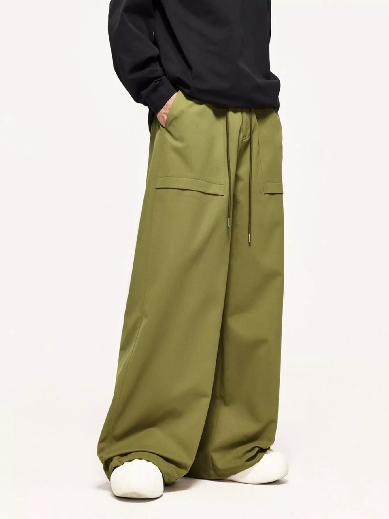Relaxed Fit Cargo Trousers for Men - BritishElegance