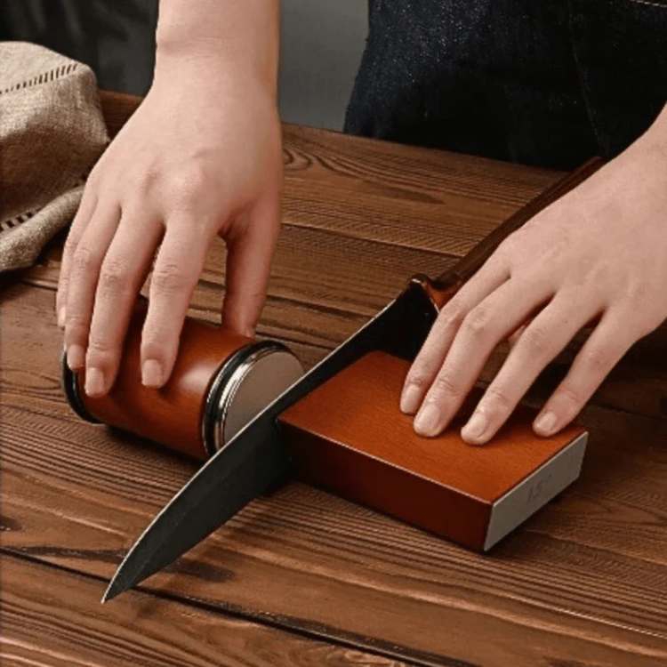 Fast Dual Stage Kitchen Knife Sharpener for Dull Blades - BritishElegance