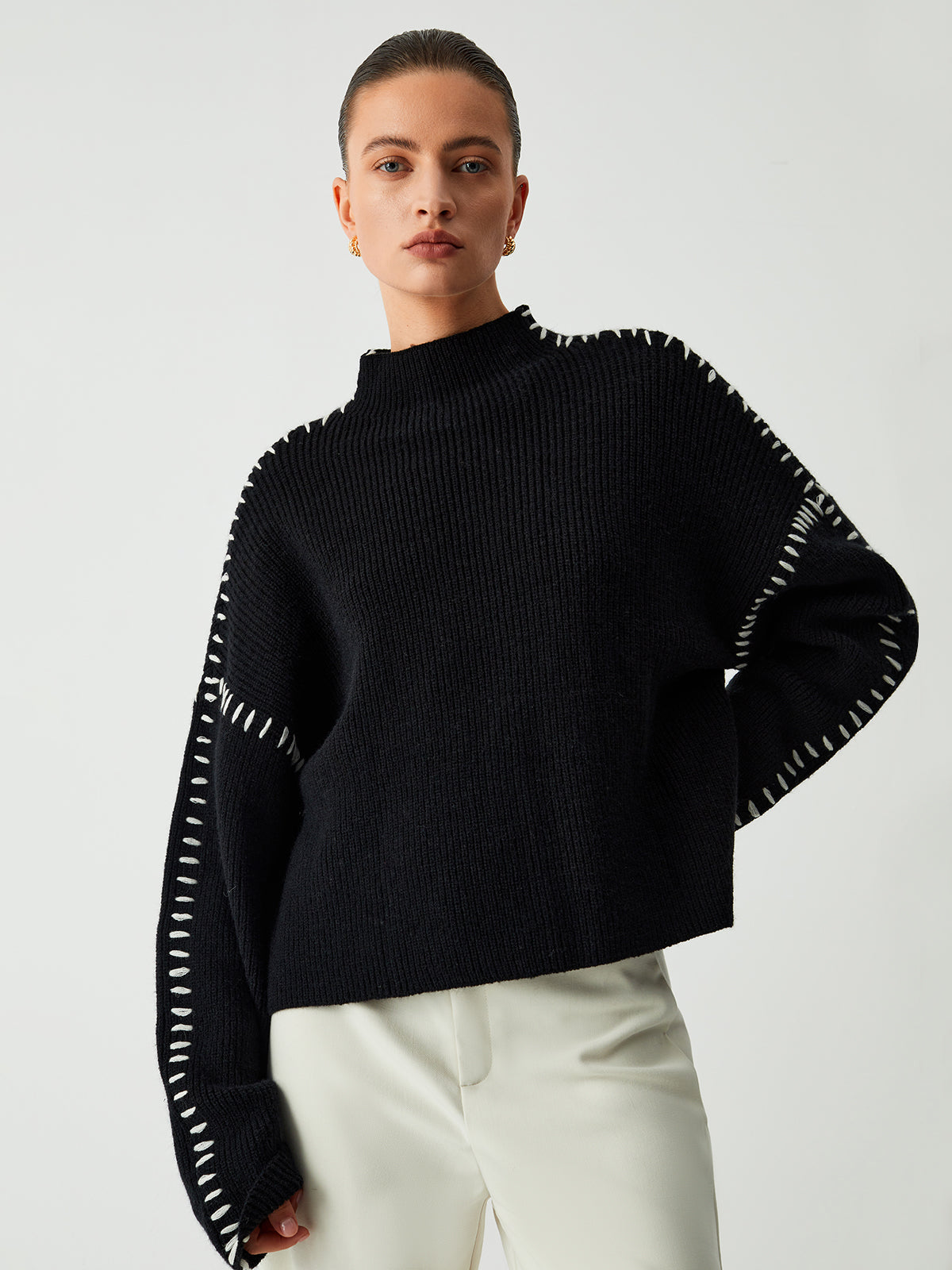 Women's Cozy Large Black Sweater - VogeLuxe