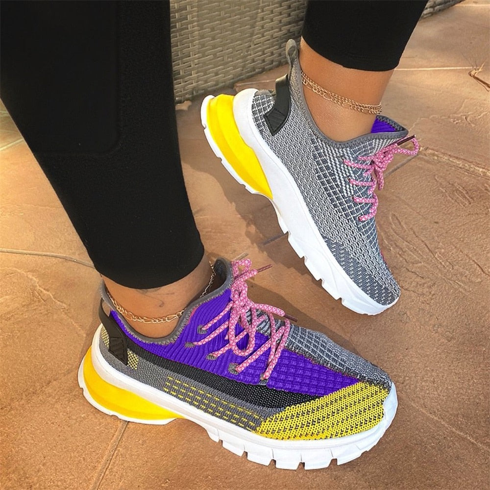 Colorful Lightweight Women's Sneakers with Bright Laces