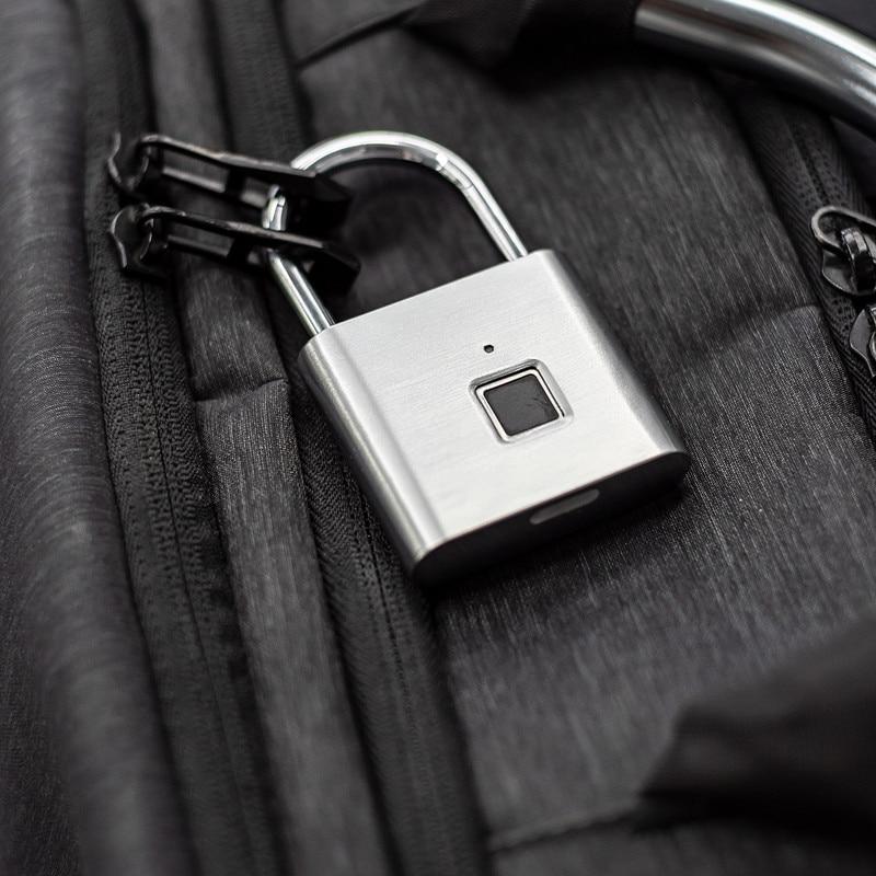 Secure Keyless Zinc Lock with Fingerprint Scan - BritishElegance