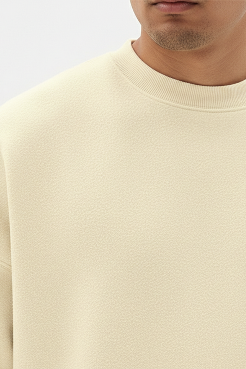 VogeLuxe | Men’s Oversized Crewneck Sweatshirt With Exposed Seam