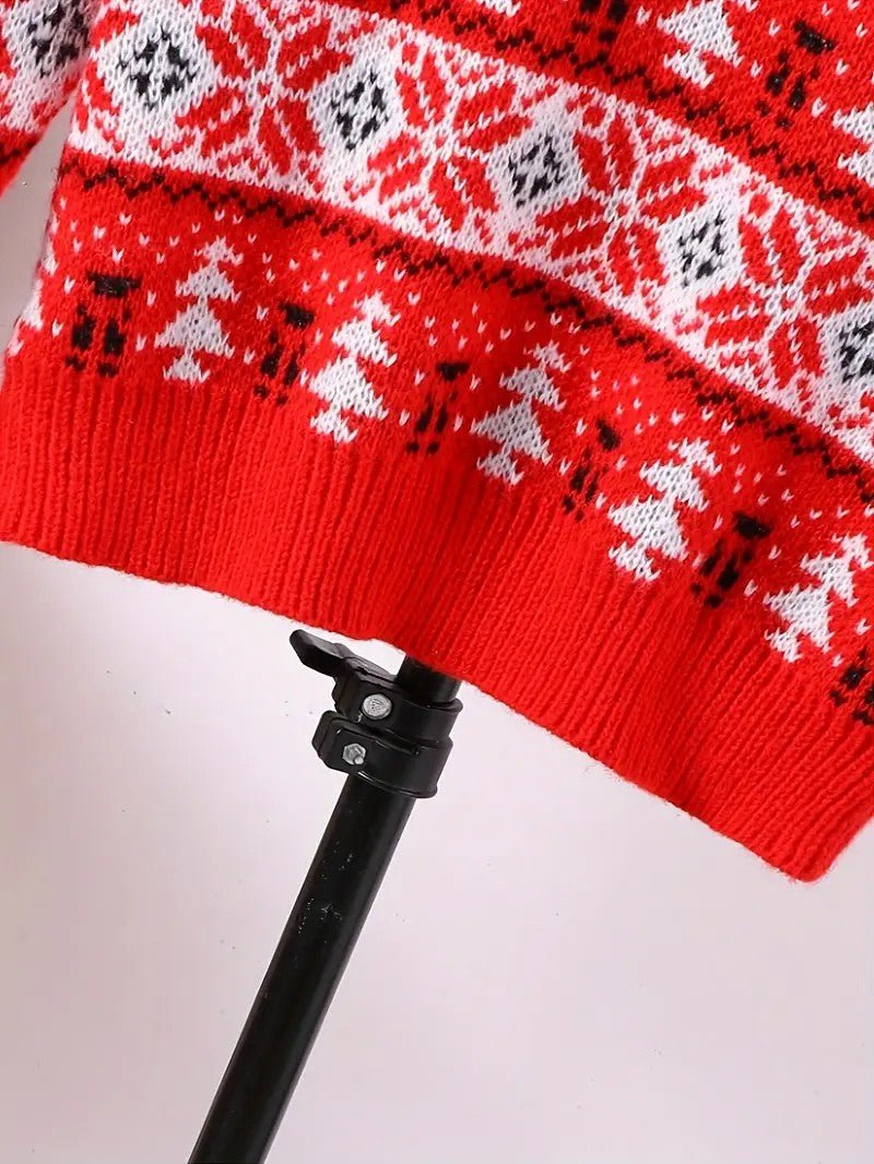 Men’s Reindeer & Tree Christmas Sweater 6