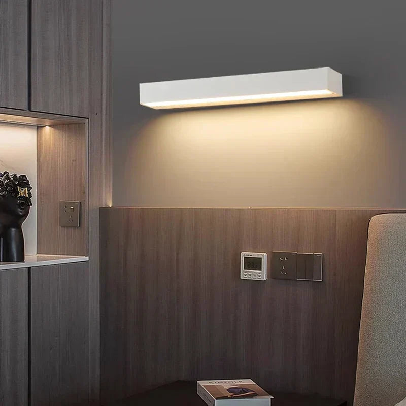 Outdoor Weatherproof Wall Light