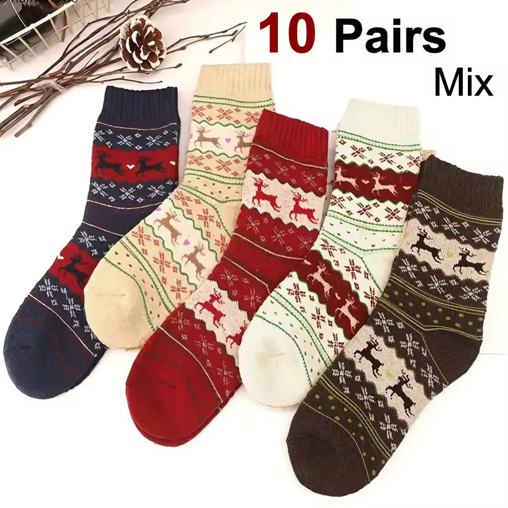 Cozy Deer Print Crew Socks for Women