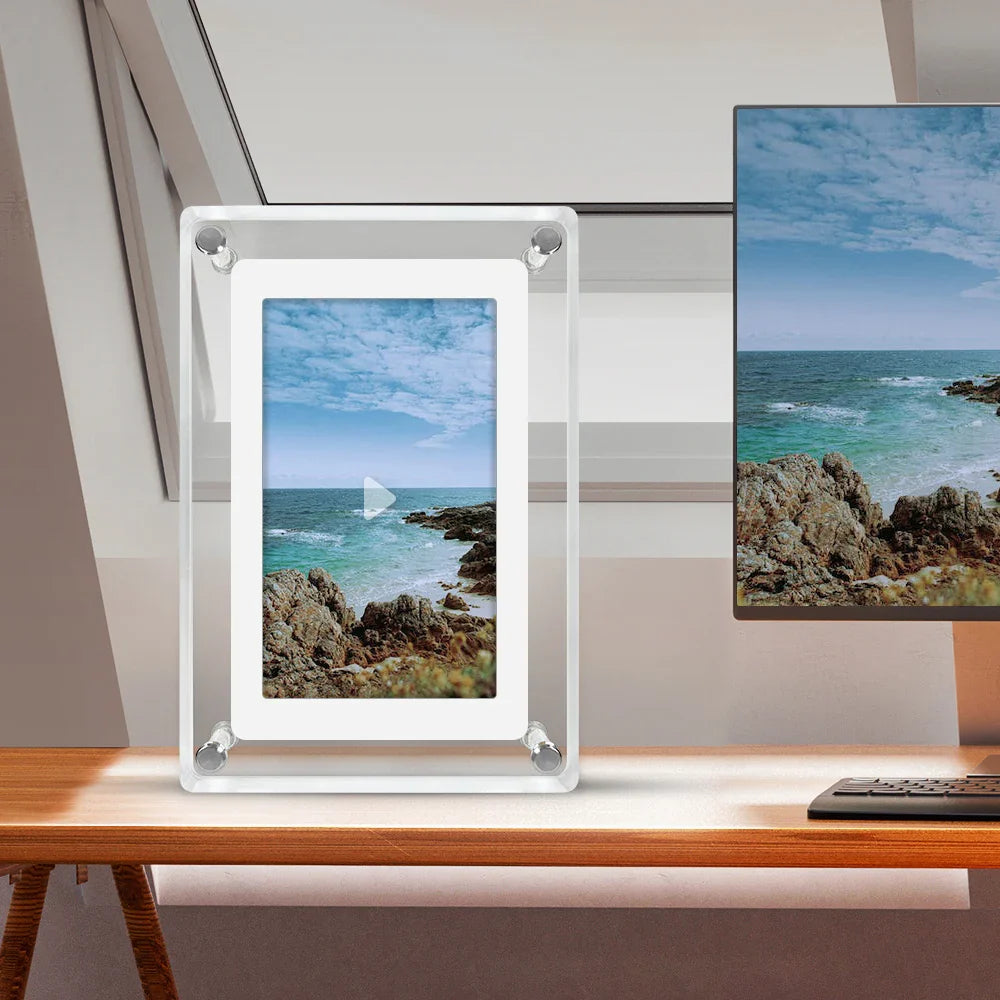 Compact Digital Picture Frame with Rechargeable Battery - VogeLuxe