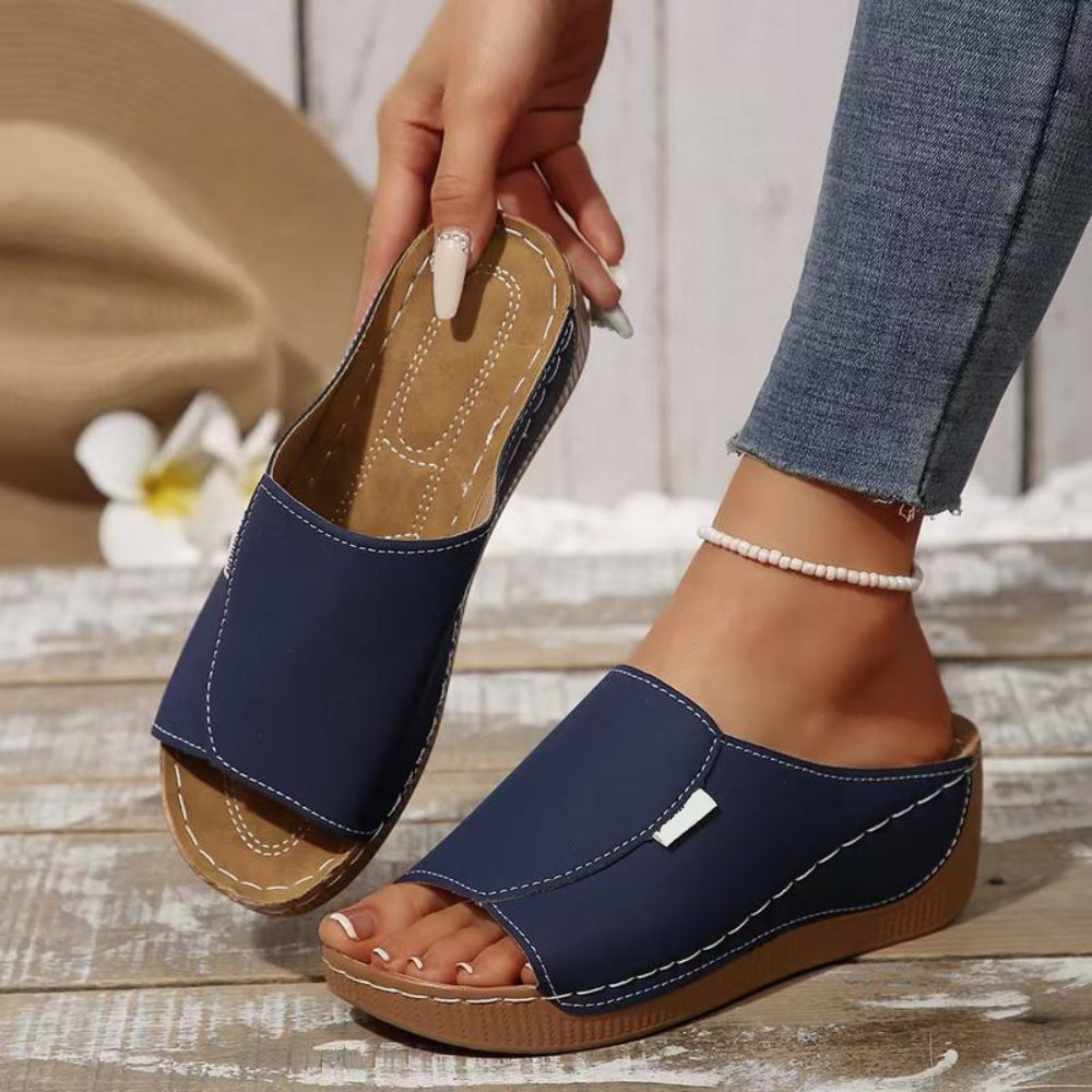 Relaxed Fit Daily Women's Flat Sandals