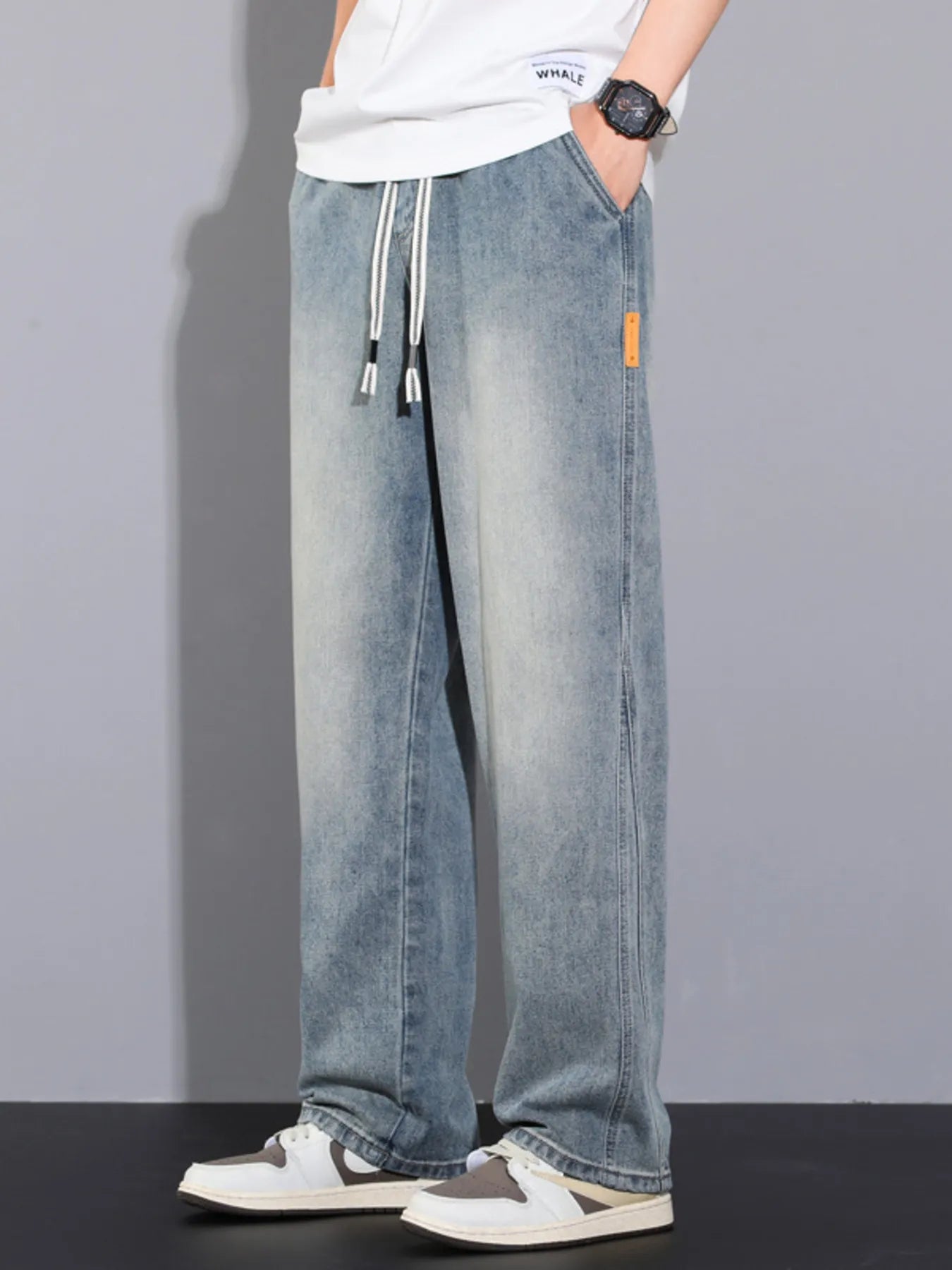 Relaxed Fit Elastic Waist Blue Jeans - VogeLuxe