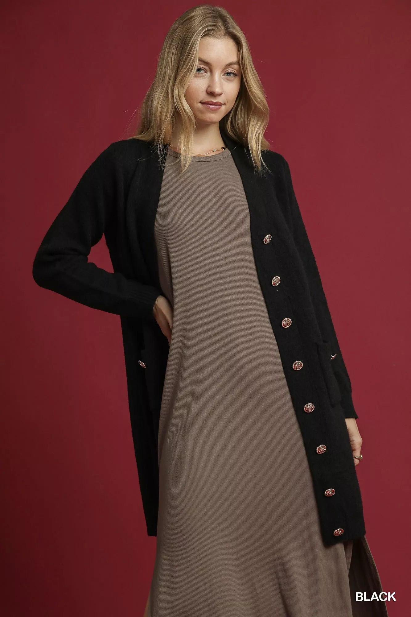 Cozy Oversized Cardigan Sweater with Pockets - VogeLuxe