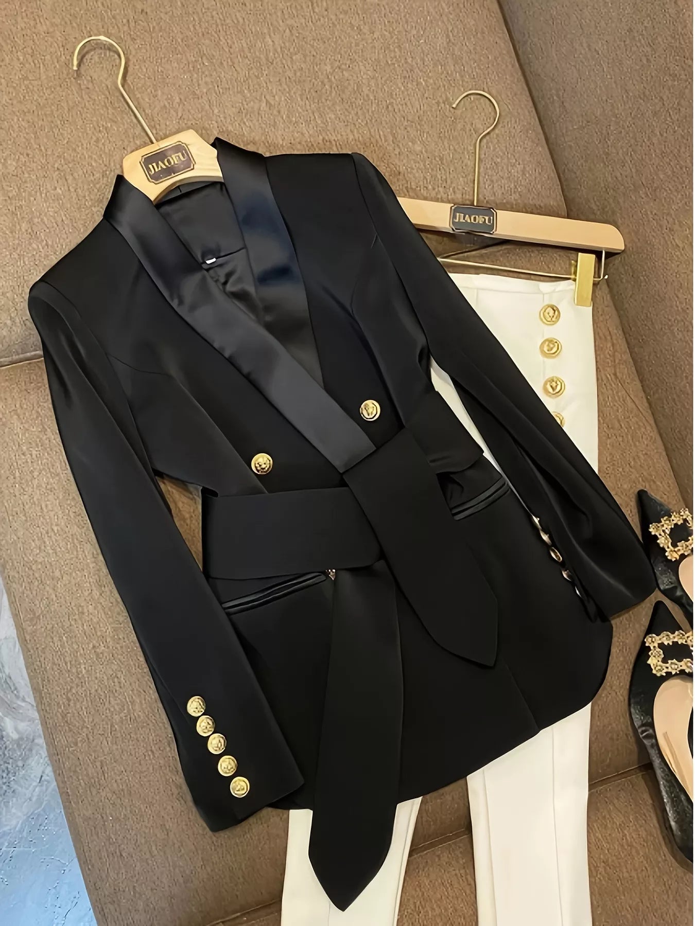 Tailored Fit Classic Two Button Blazer - BritishElegance
