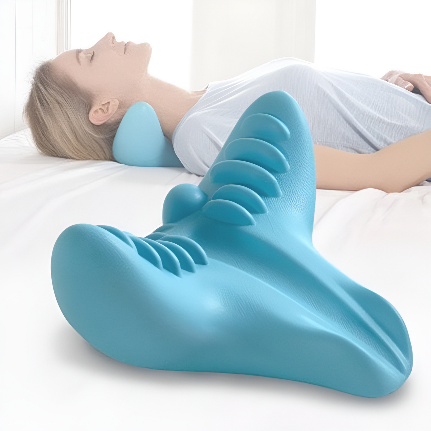 Contoured Neck Support Pillow - VogeLuxe