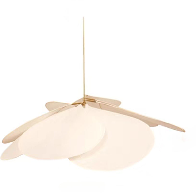 Delicate Floral Pendant Lamp For Dining Areas