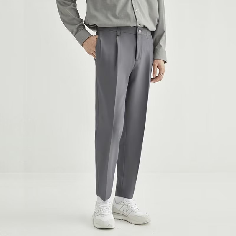 Classic Fit Mens Pleated Crop Trousers