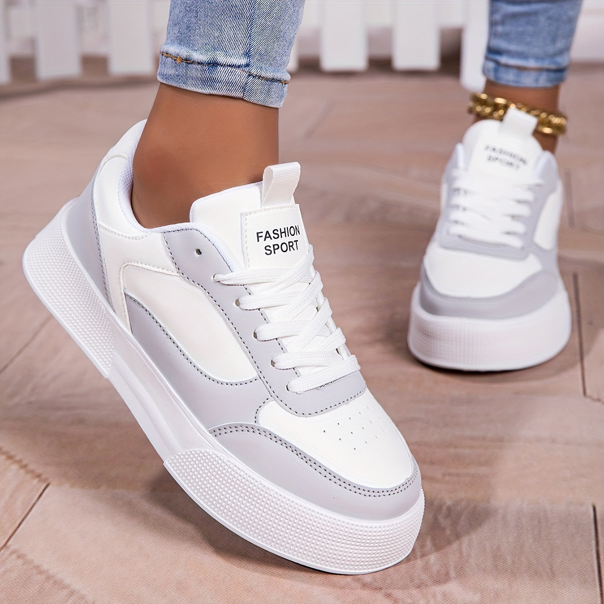 Relaxed Fit Airy Classic Women's Sneakers