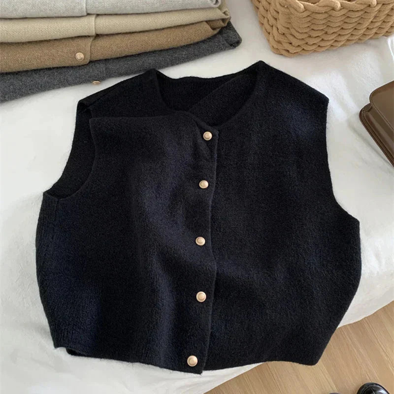 Women's Cozy Cable Knit Sweater Vest