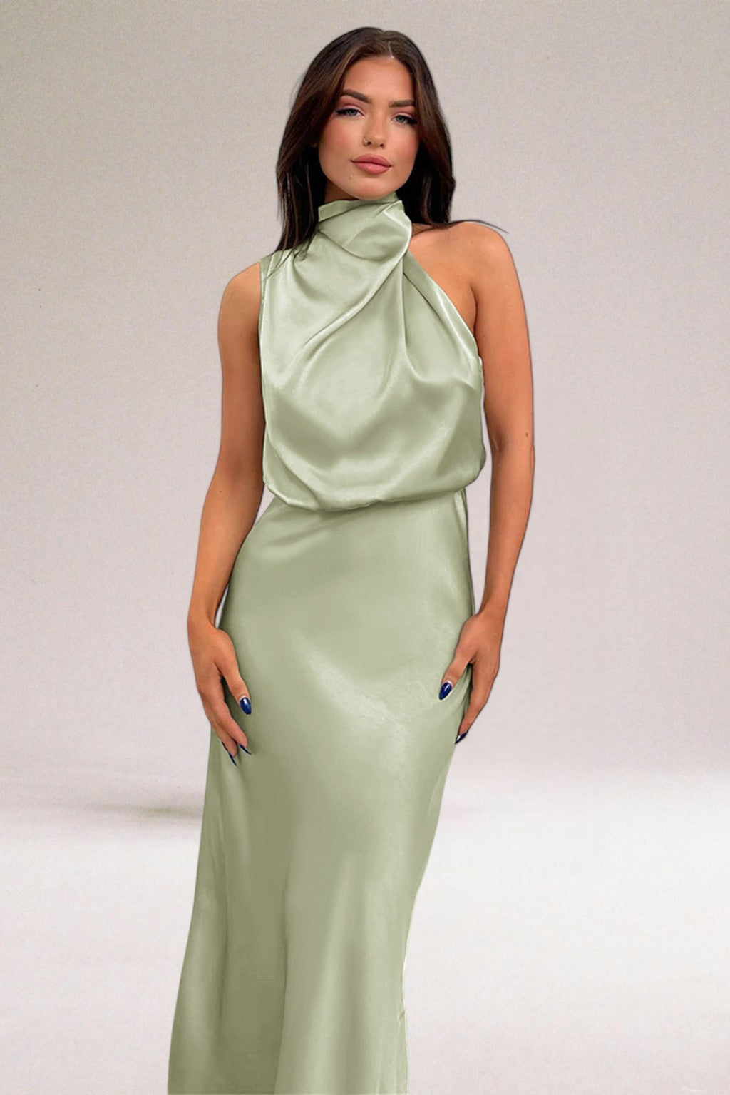 Flavia | Elegant Dress with Halter Neck - VogeLuxe