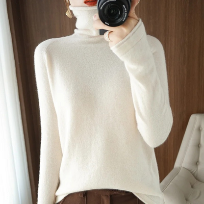Warm Crew Neck Women's Sweater for Winter
