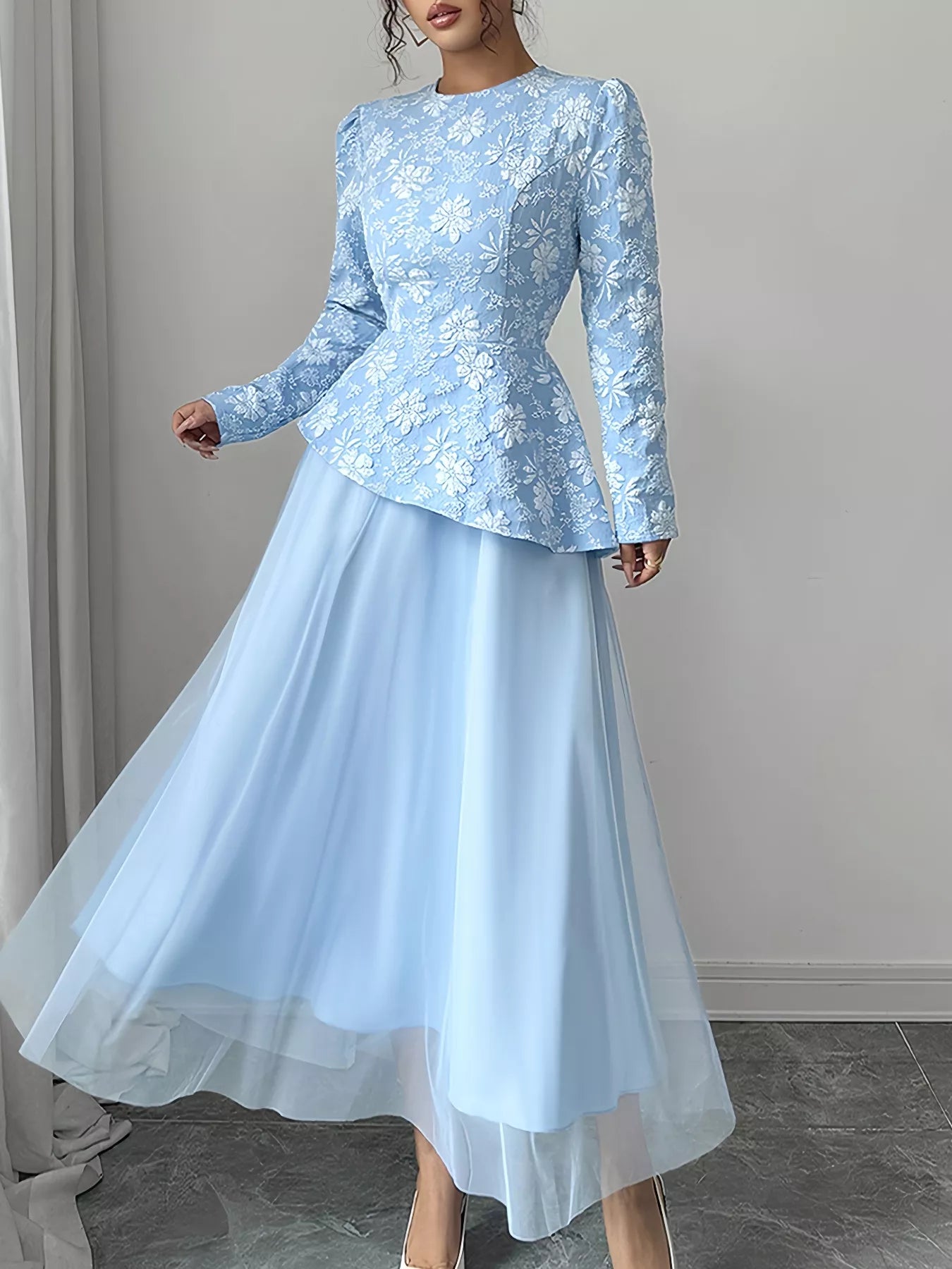 Ladies Beautiful Flower Maxi Evening Dress - VogeLuxe