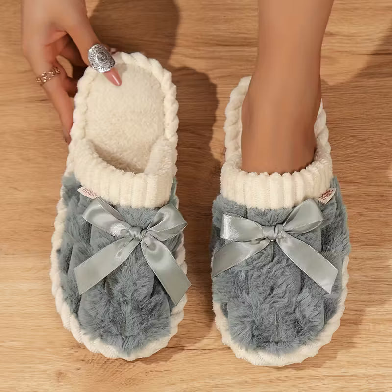 Cozy Plush Women's Slippers – Comfortable Fuzzy Home Shoes