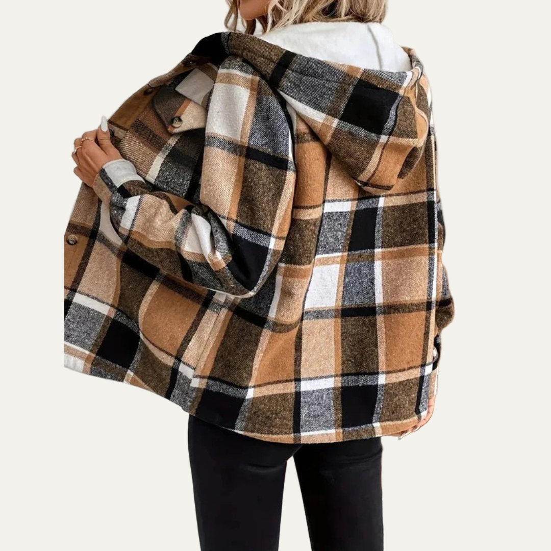 VogeLuxe | Women’s Cozy Plaid Shacket