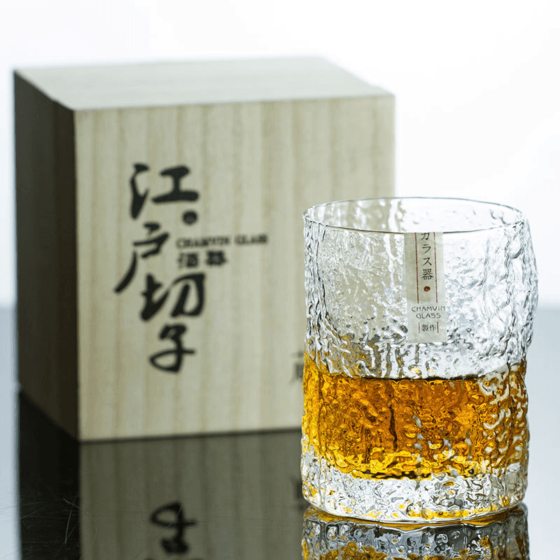 Traditional Japanese Crystal Whisky Glass - VogeLuxe