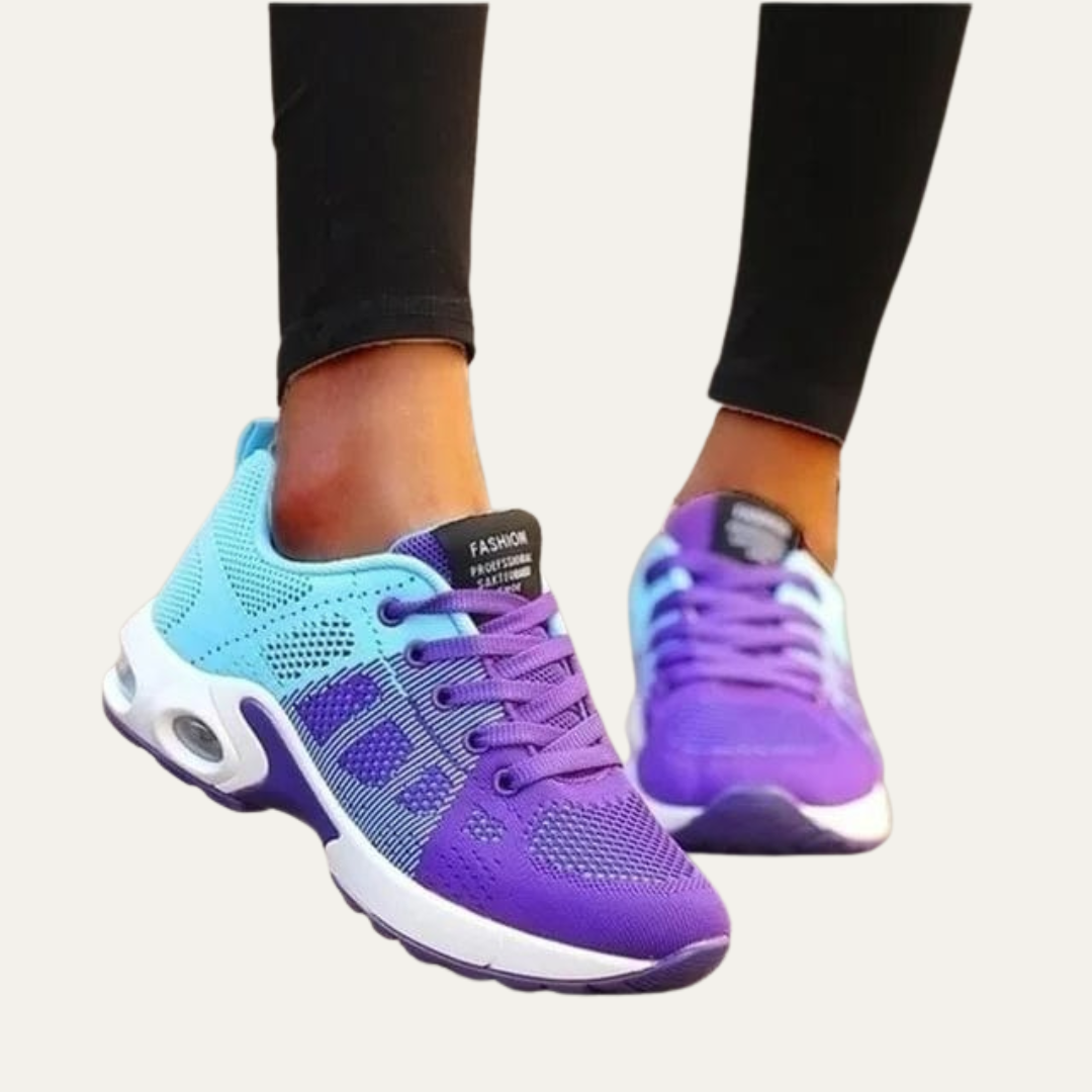 VogeLuxe | Women’s Metallic Trim Low Top Platform Sneakers