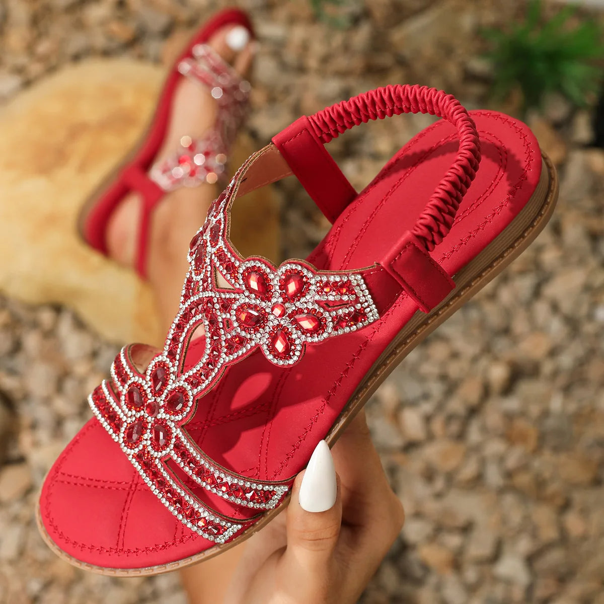 Sparkly Gems Flat Sandals – Chic Summer Toe Strap for Women