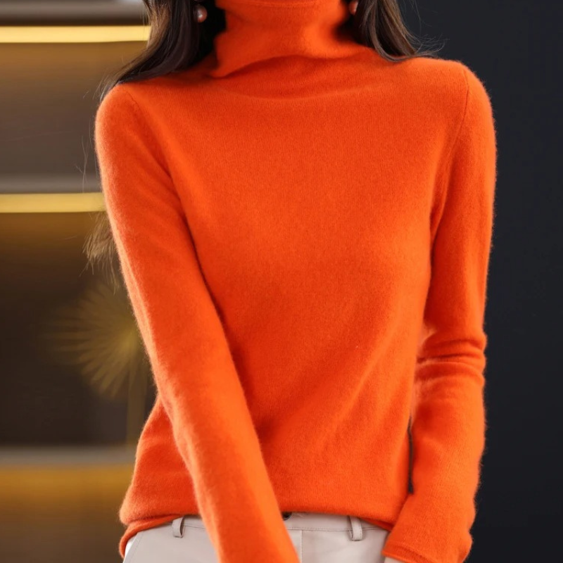 Soft Women's Winter Crew Neck Wool Sweater