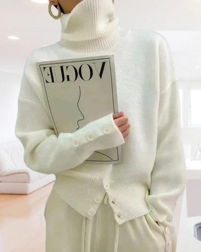 Warm Classic Turtleneck Sweater for Women