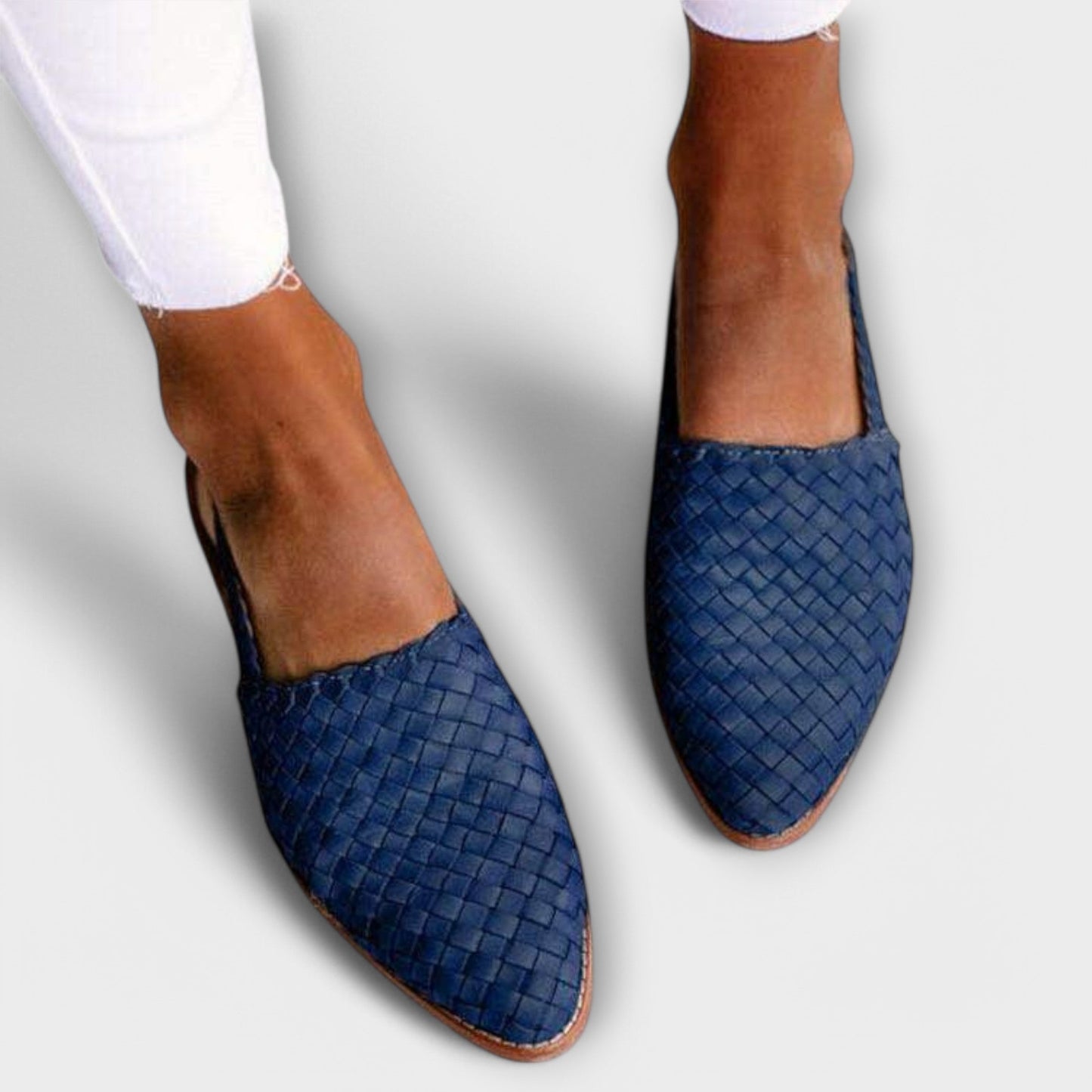VogeLuxe | Women’s Woven Pointed Toe Flat Loafers