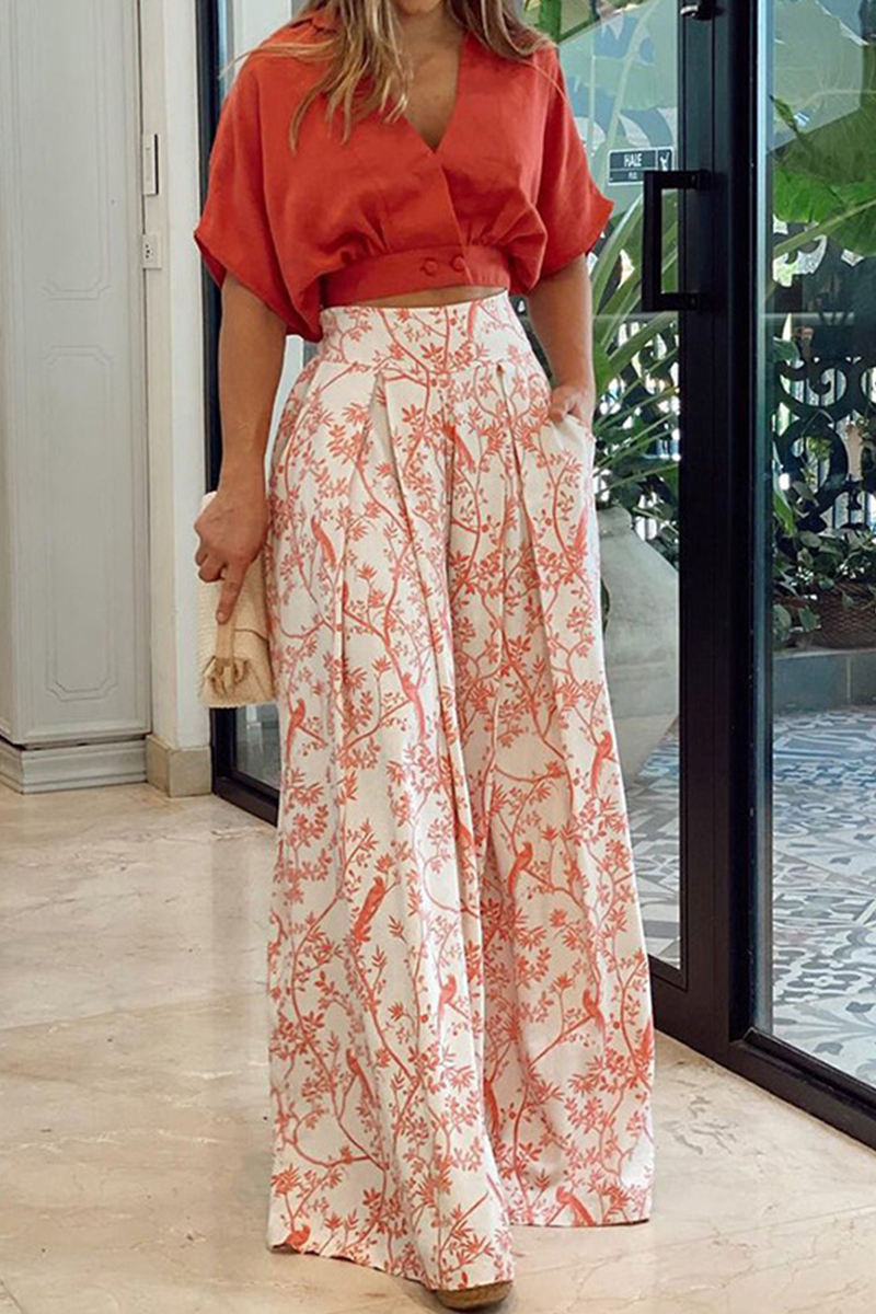 Ladies Comfortable Ruffled 2 Piece Outfit