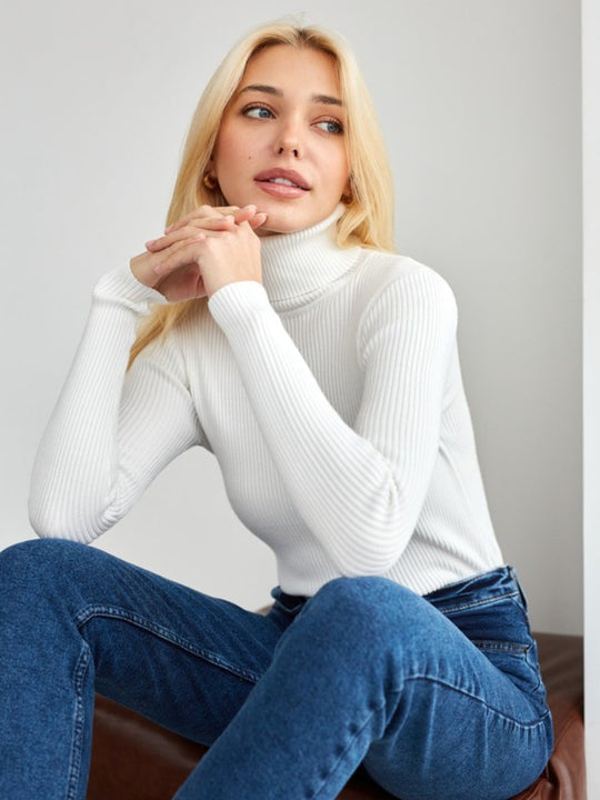 Women's Warm Crew Neck Knit Sweater - VogeLuxe