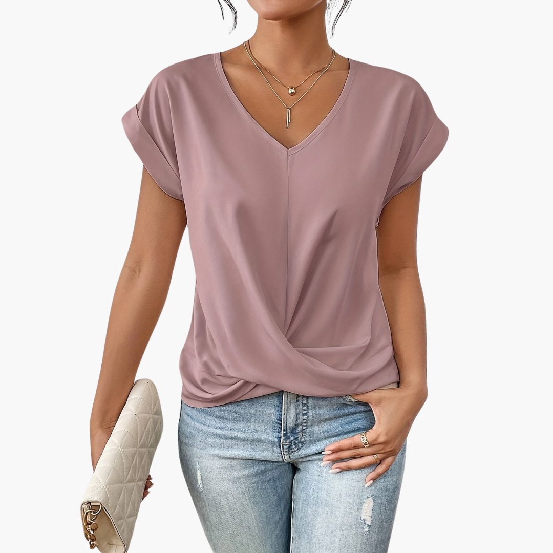 Relaxed Fit Womens Heart Neck Tee Shirt - VogeLuxe