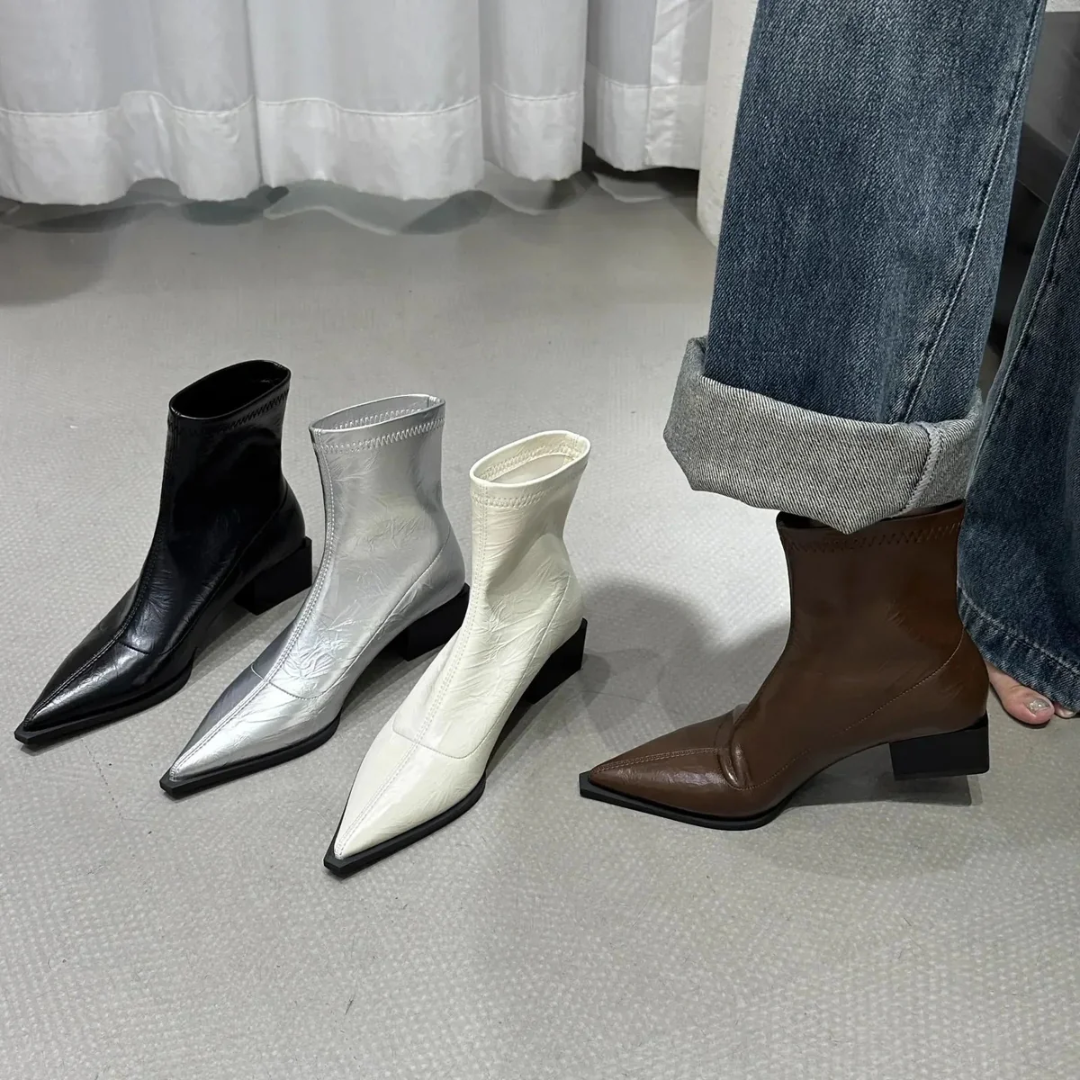 Women's Pointed Low Heel Boots - VogeLuxe
