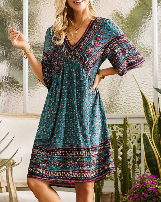 Women's Lightweight V-Neck Floral Sundress - VogeLuxe