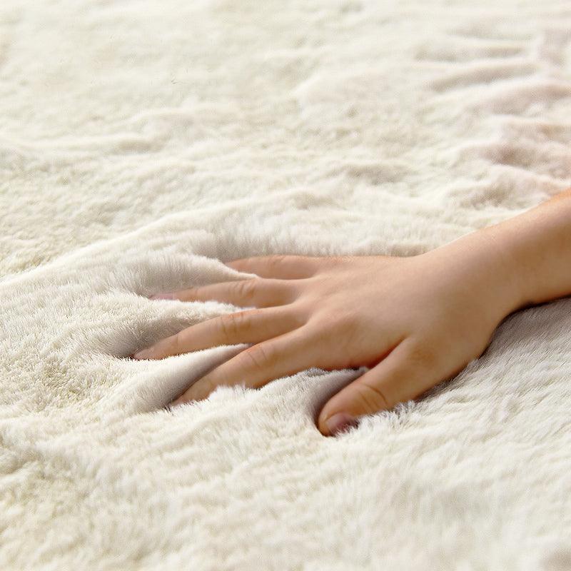 Soft Faux Fur Shaggy Area Rug - VogeLuxe