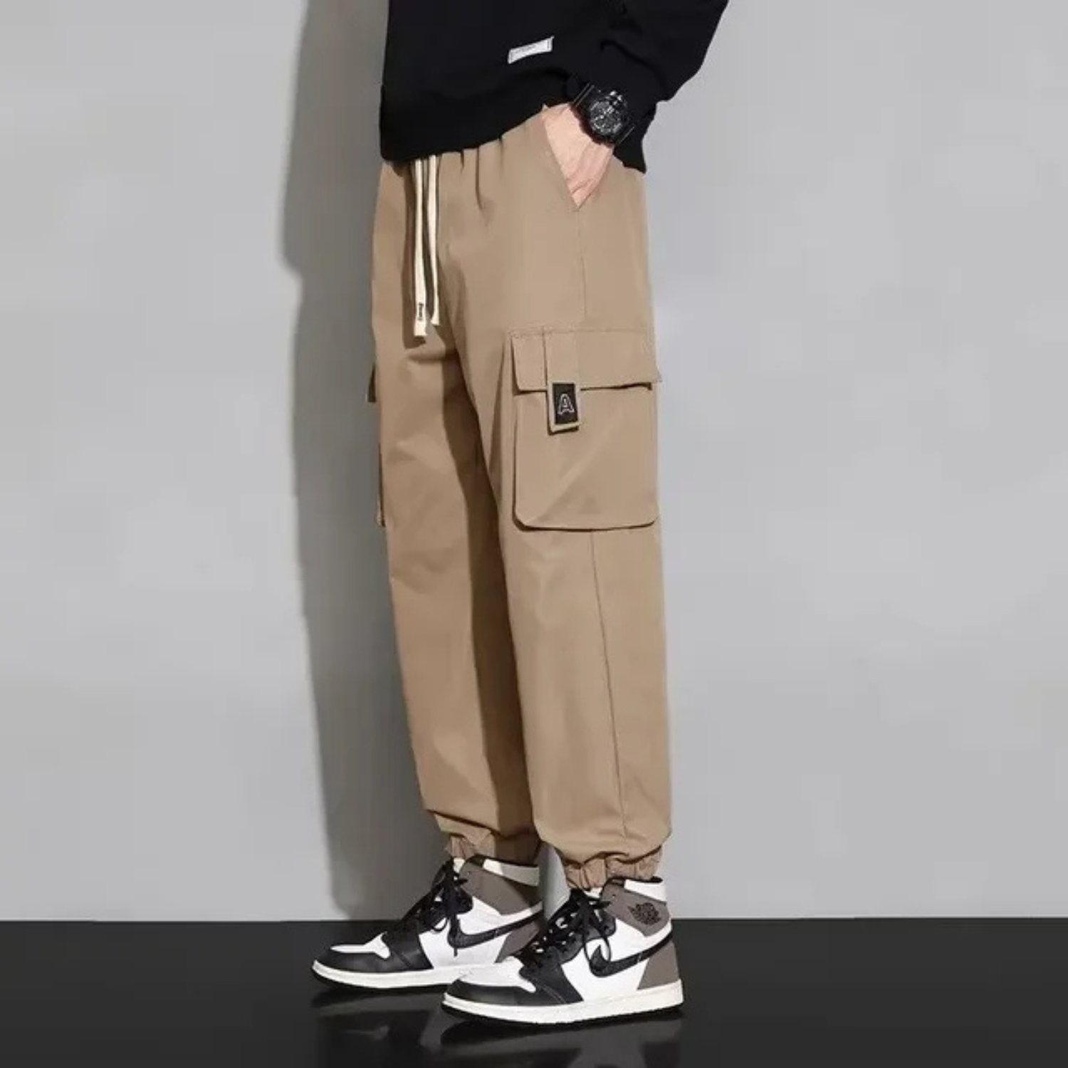 Relaxed Fit Cargo Pants with Elastic Waistband - VogeLuxe