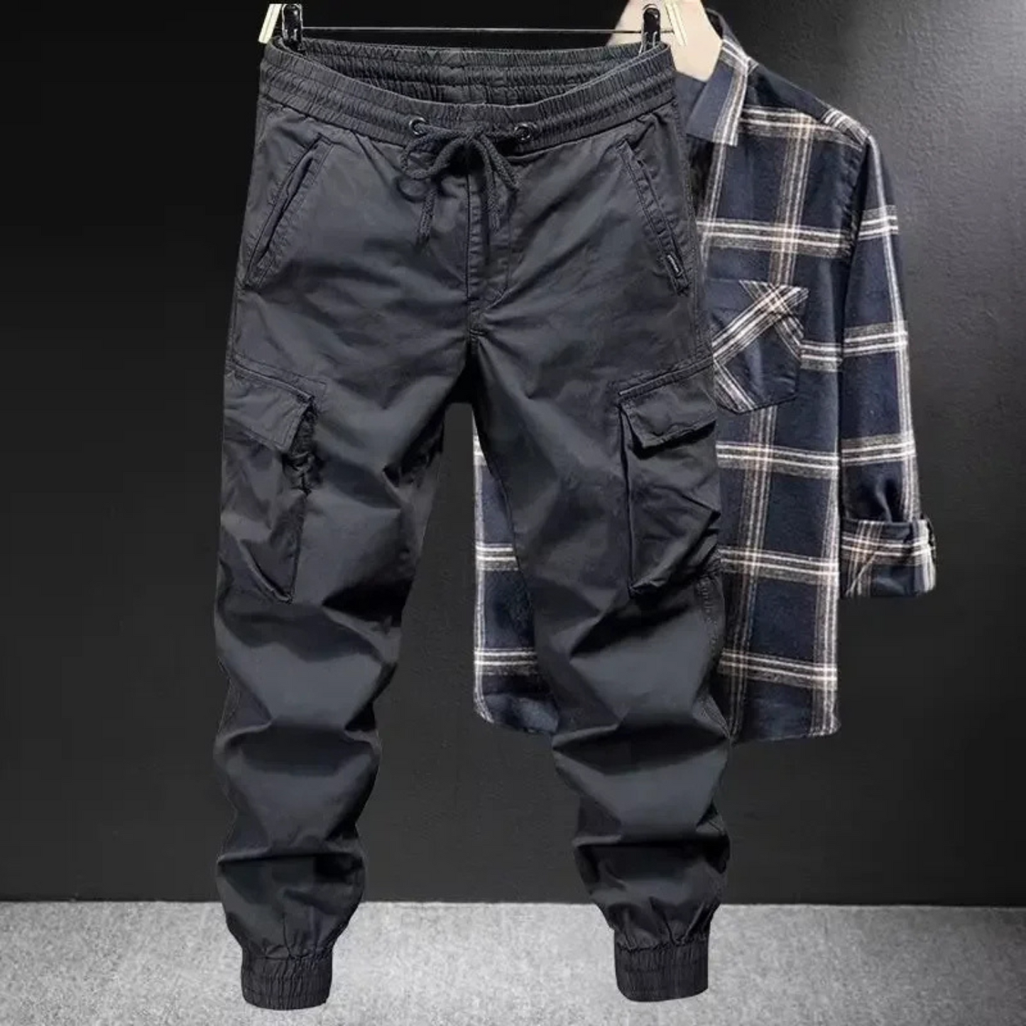 Relaxed Fit Mens Casual Cargo Trousers - BritishElegance