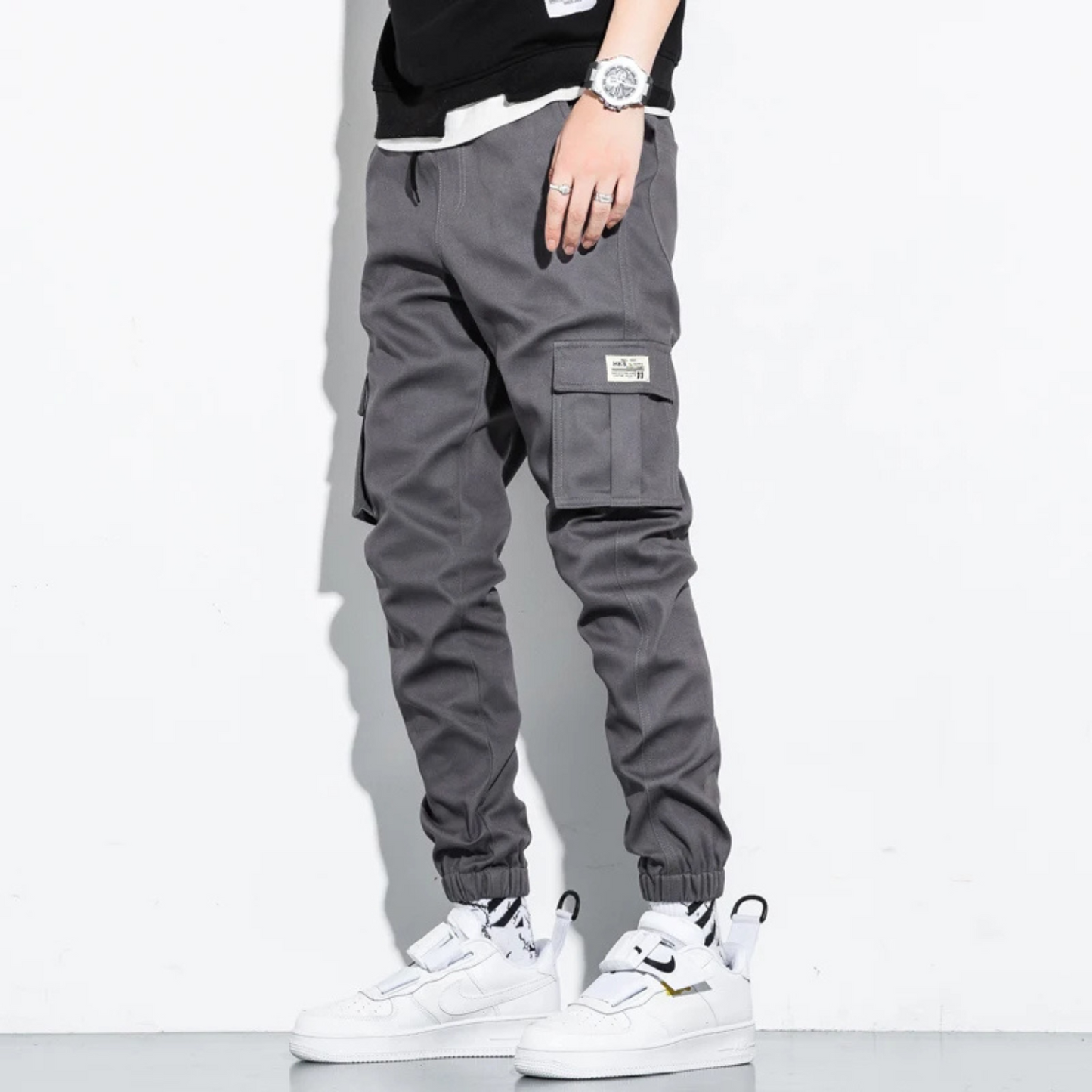 Relaxed Fit Cargo Pants with Elastic Waist and Pockets