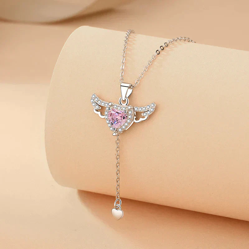 Delicate Wing Shaped Silver Necklace - VogeLuxe