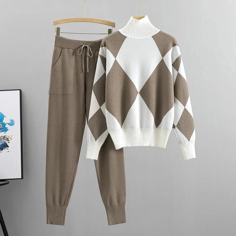 Cozy Winter Women's Outfit Set - VogeLuxe