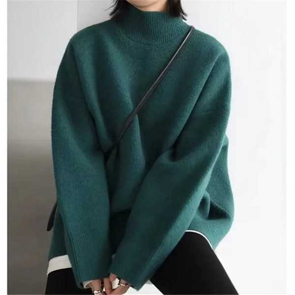 Cozy Women's Large Knit Turtleneck Jumper - VogeLuxe