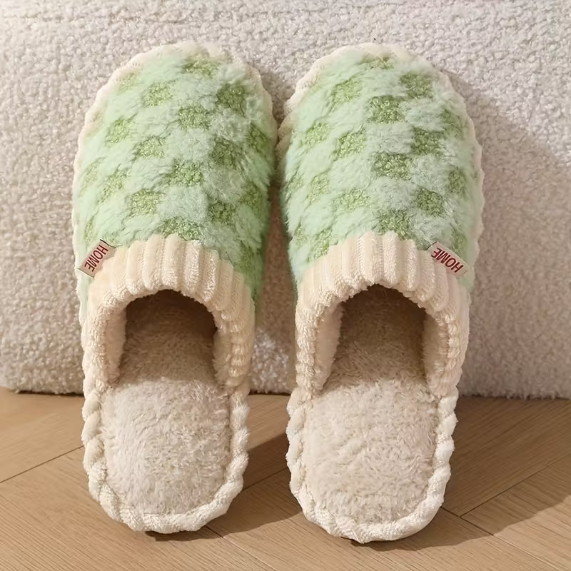 Cozy Plush Women's Slippers – Comfortable Fuzzy Home Shoes