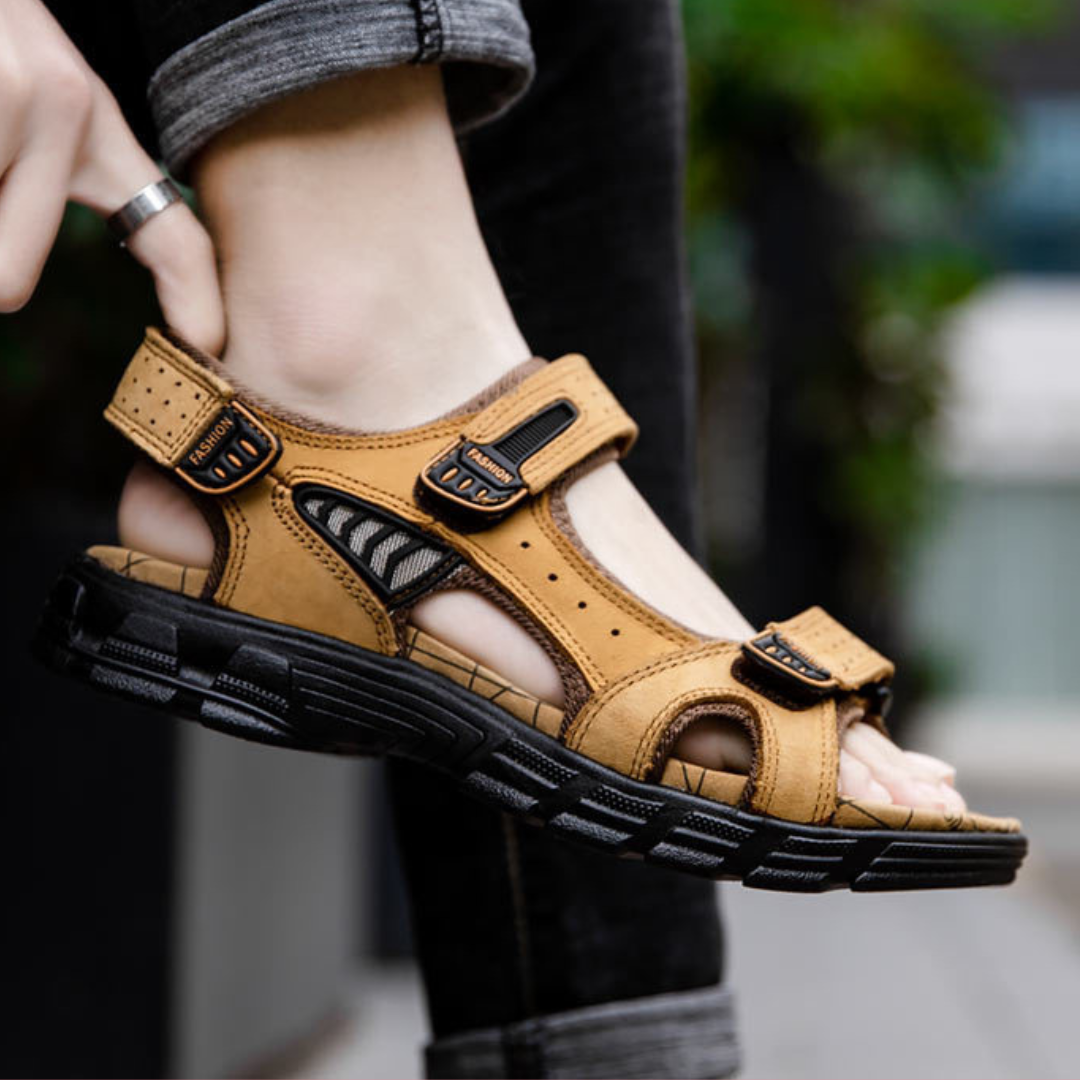 Men's Lightweight Hiking Sandals - Breathable & Durable