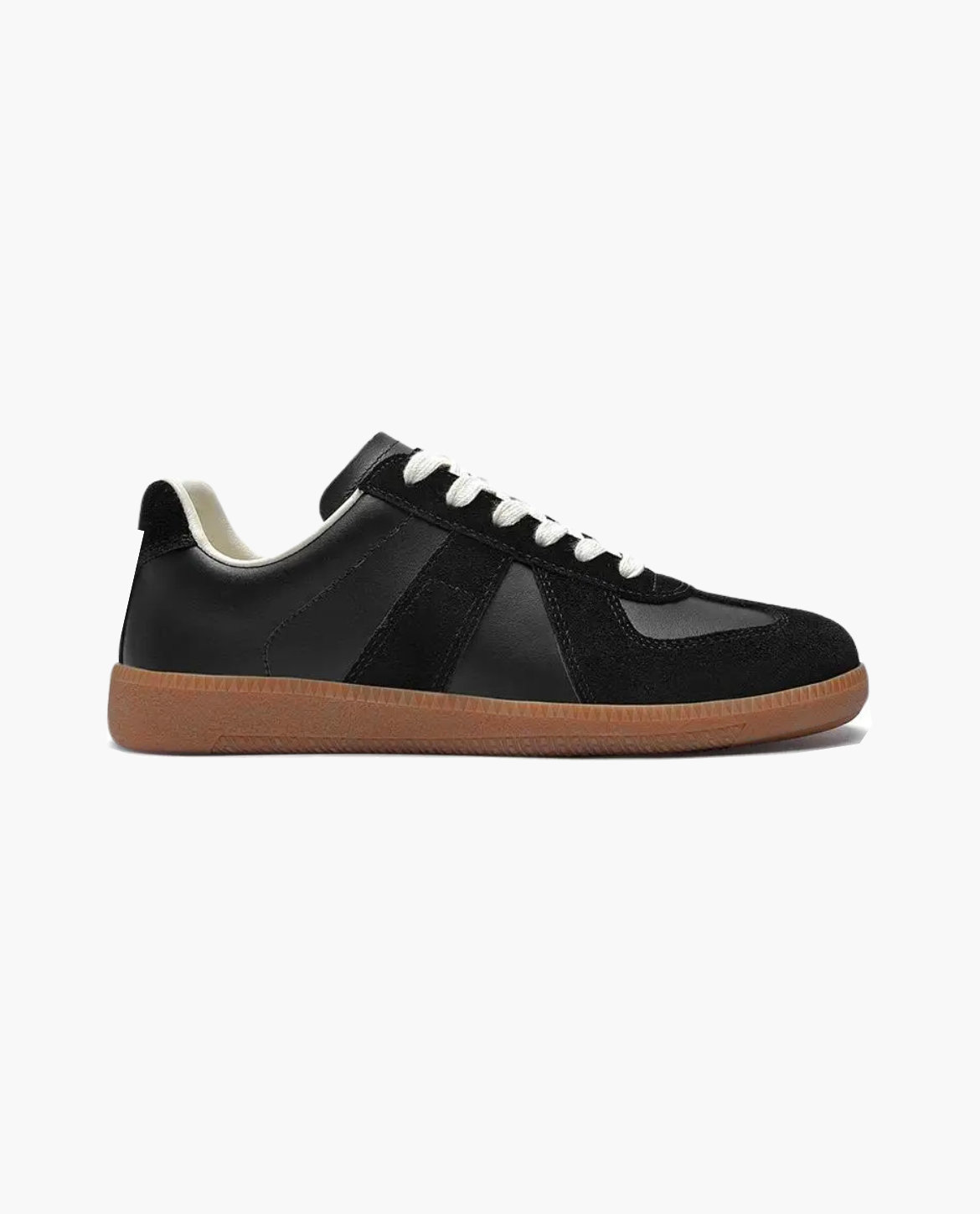 Vintage Style Black Running Shoes - VogeLuxe