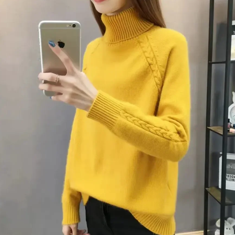 Cozy Women's Cable Knit Turtleneck Sweater